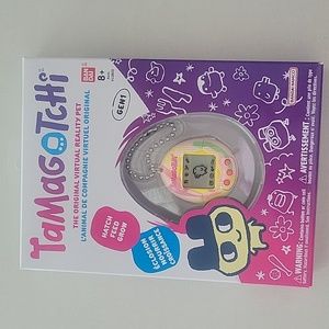Bandai original tamagotchi